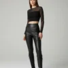 Siyah Tül Detaylı Uzun Kollu Crop Bluz